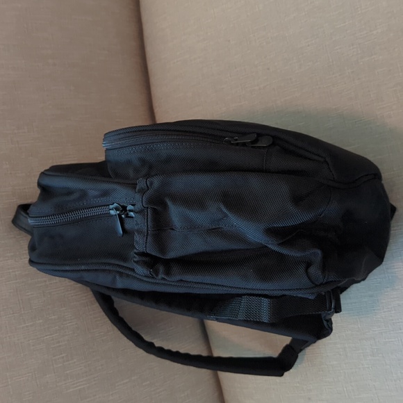 Briggs & Riley Black Backpack - Picture 2 of 16